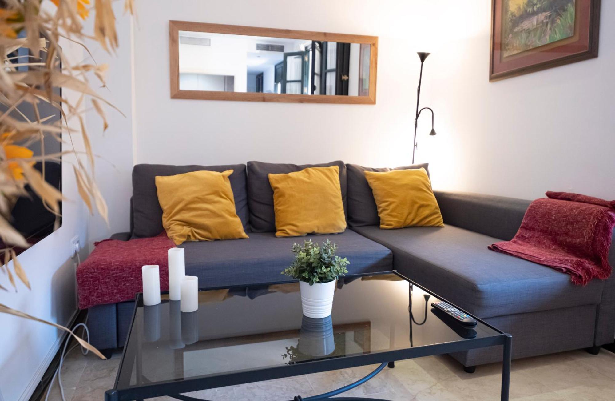 Apartamento Con Encanto En Patio Sevillano Exterior photo